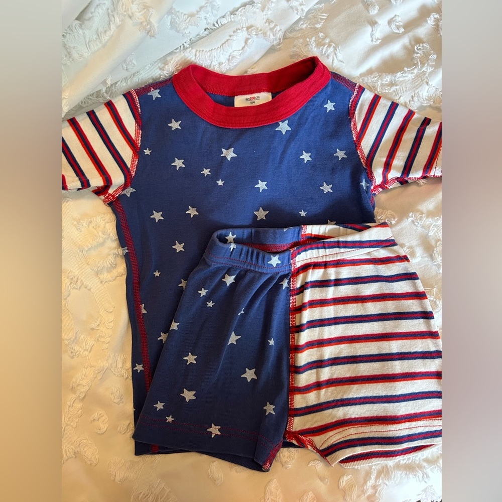 COPY - Hanna Andersson patriotic pajamas size 4T, 100 cm